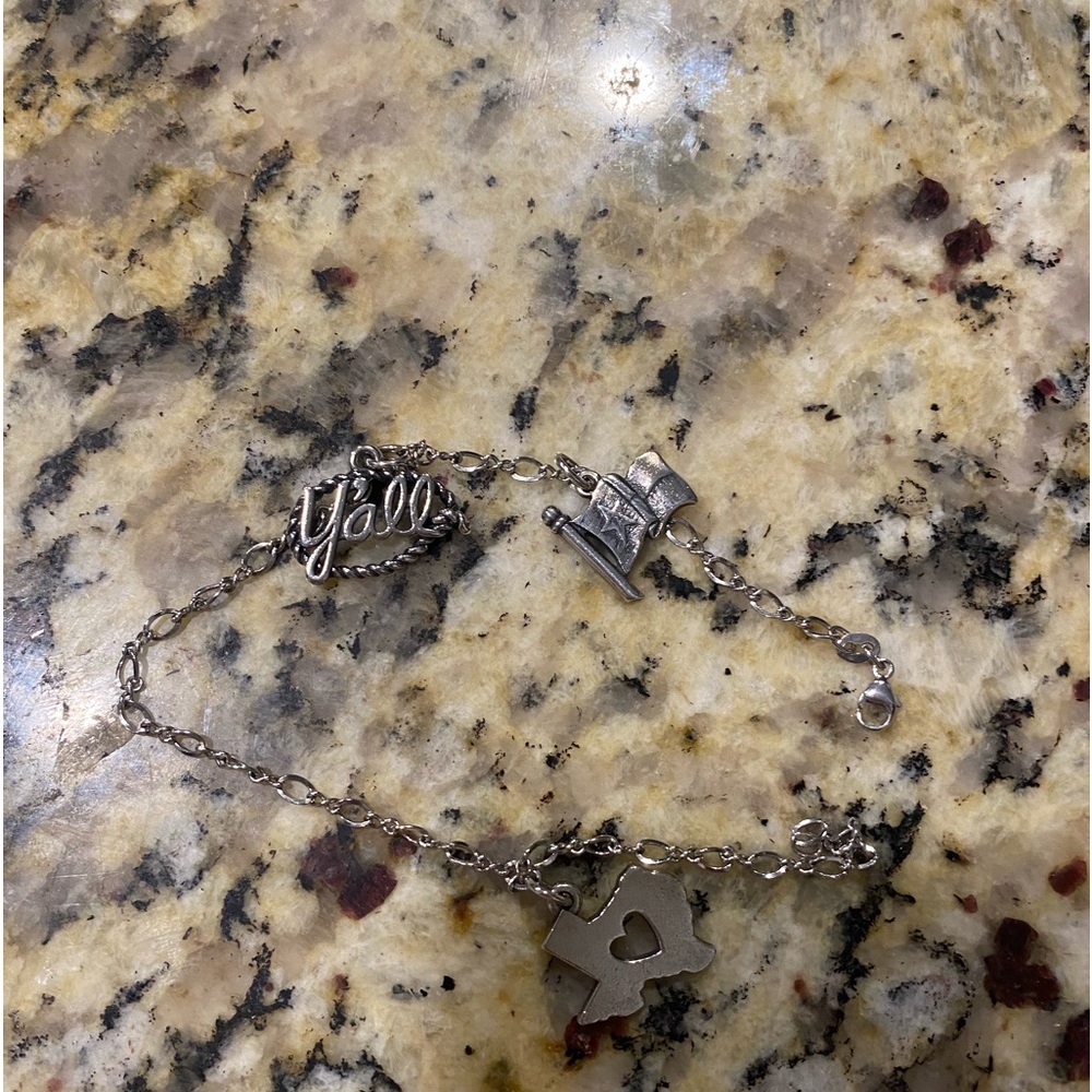 James Avery charm bracelet. I have a full charm bracelet. I don’t wear this one